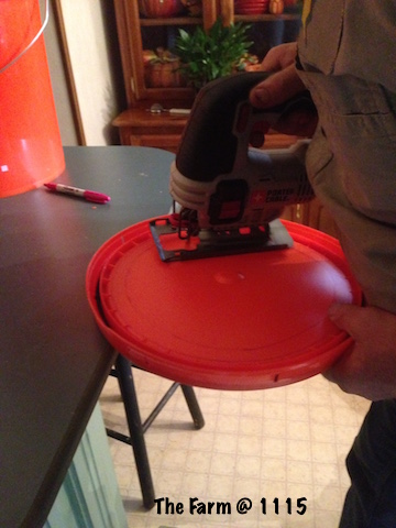 Cutting out lid center